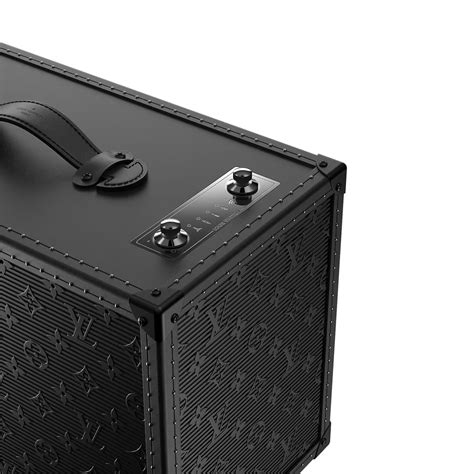 louis vuitton speaker trunk